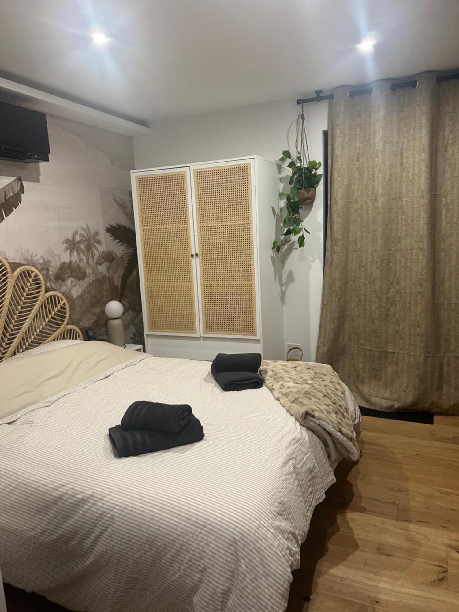 Studio Prestige Avec Terrasse Le Chene Dore Au Coeur Du Centre Touristique Cite Des Loisirs 200 M Du Galaxie,Face Au Snowworld Parking Gratuit Privatif Амневіль Екстер'єр фото